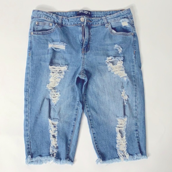 Almost Famous Pants - Bermuda Jean Shorts